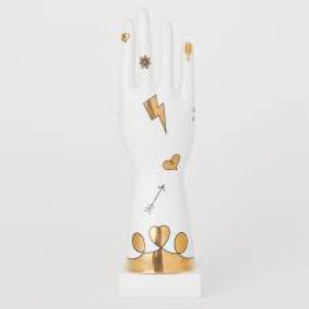 Jonathan Adler x H&M Home White Ceramic Decor